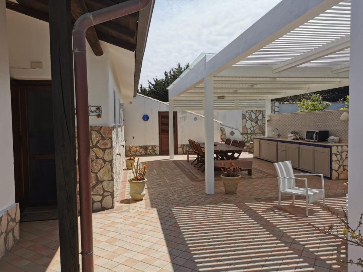 Villa Hibiscus Castellammare del Golfo Eksteriør bilde
