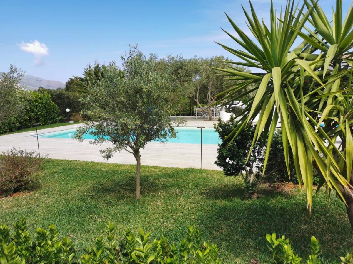 Villa Hibiscus Castellammare del Golfo Eksteriør bilde