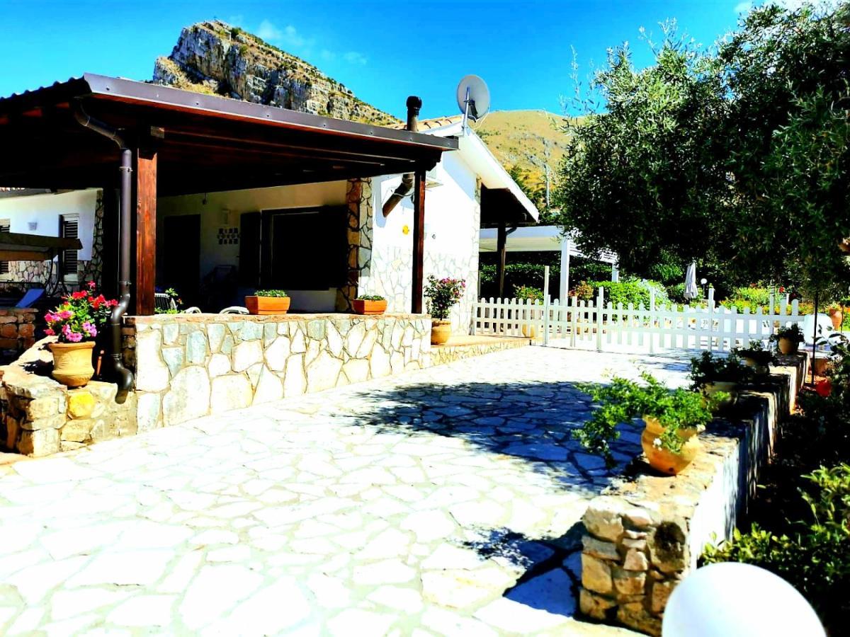 Villa Hibiscus Castellammare del Golfo Eksteriør bilde
